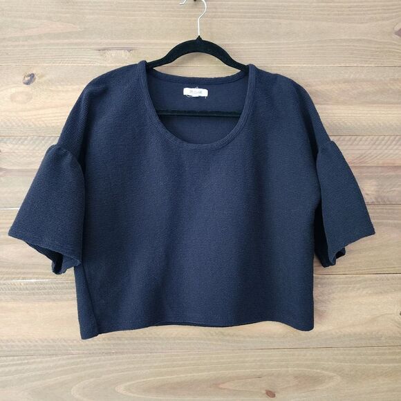Madewell Tops - Madewell Black Texture and Thread Gathered Sleeve Crop Top womens size‎ S